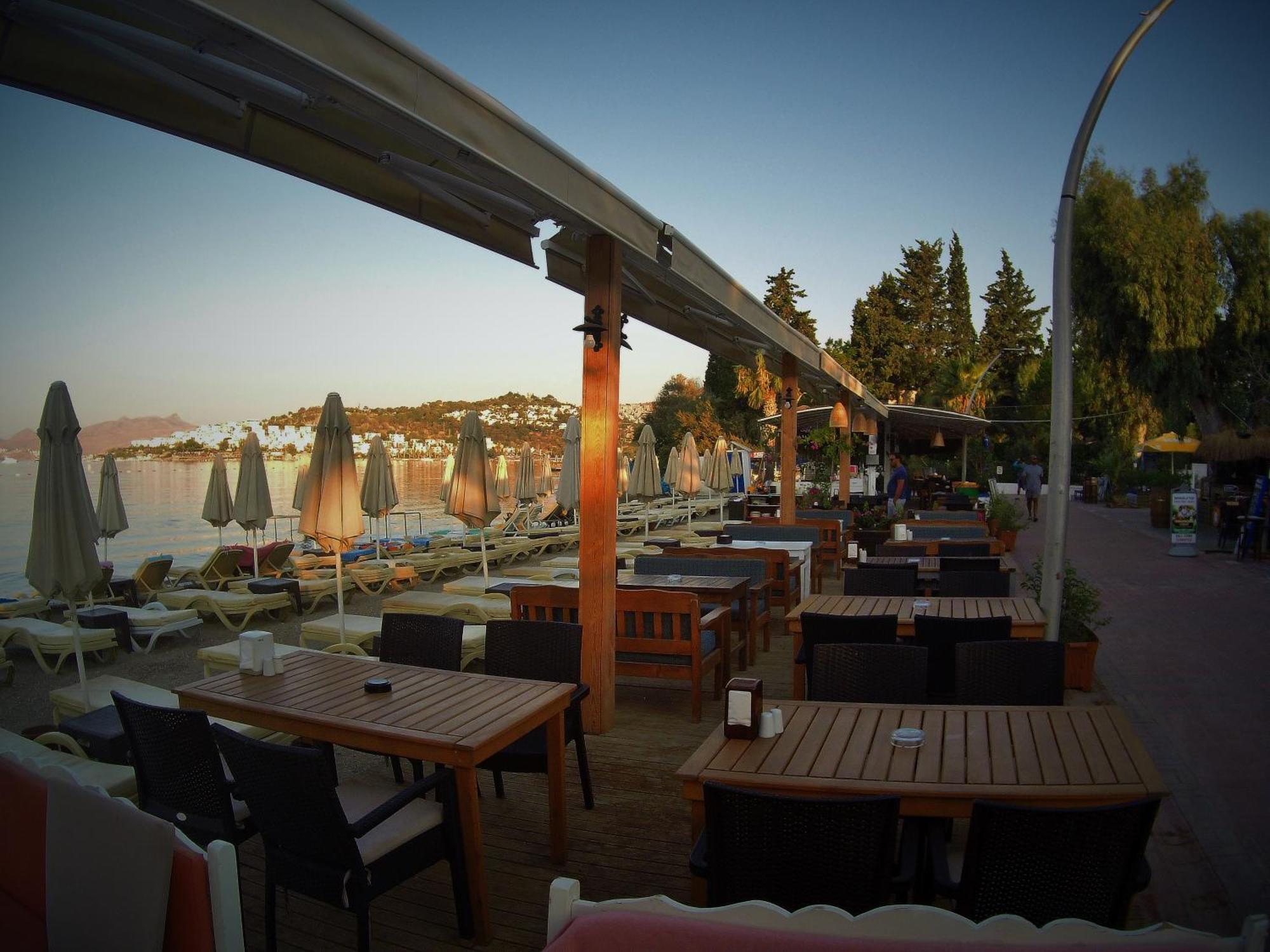 Manuela Hotel Bitez Exterior foto